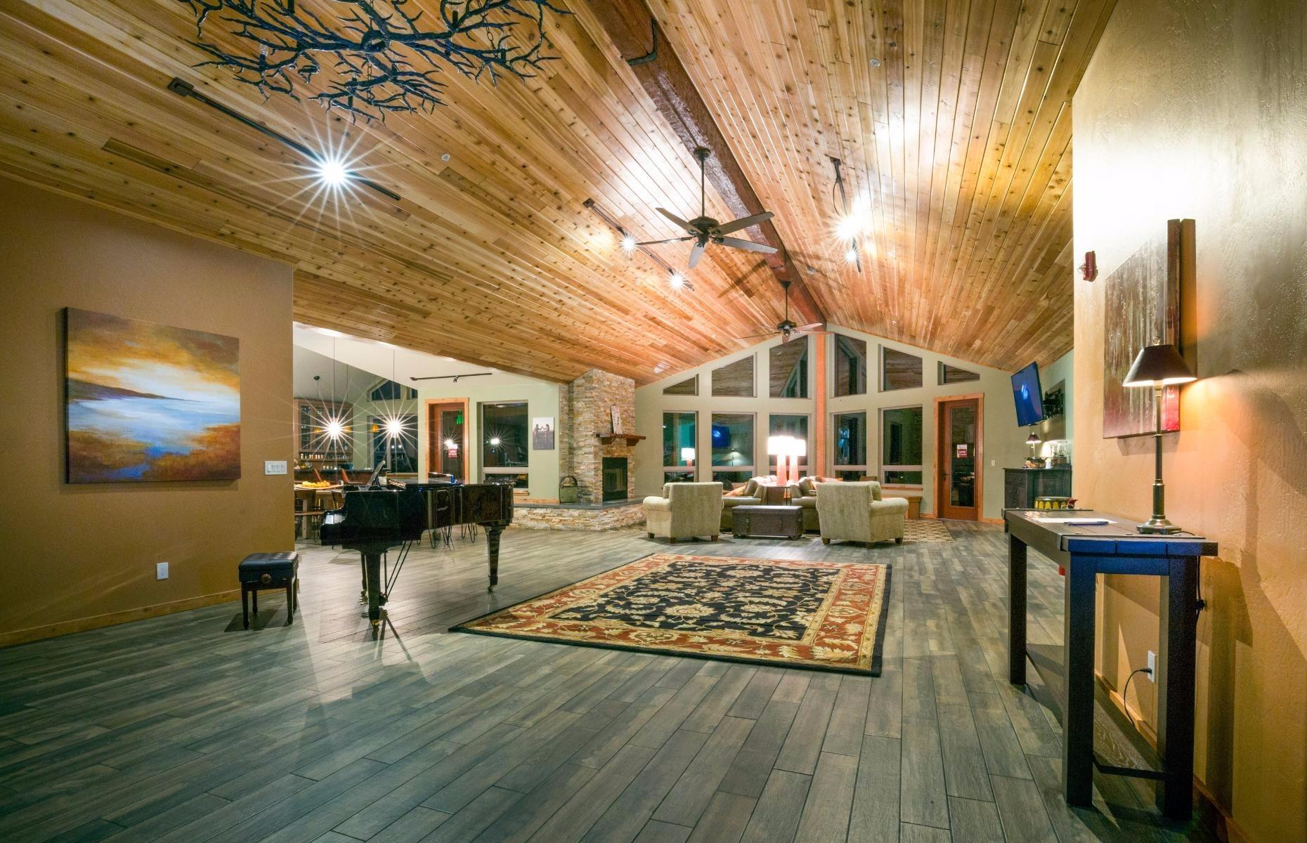 Ruby 360 Lodge